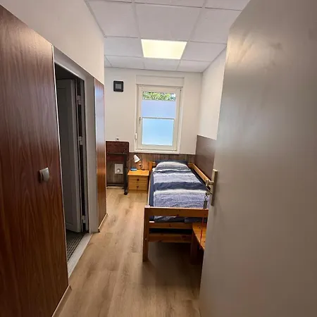 Cozy Micro Flat With Private Entrance Hannover
